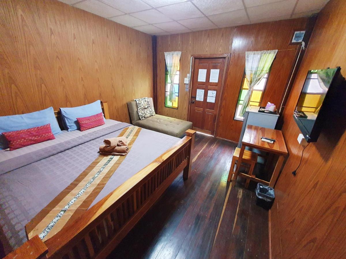 Ktt Resort And Motorbike & Bicycle For Rents Sukhothai Eksteriør billede