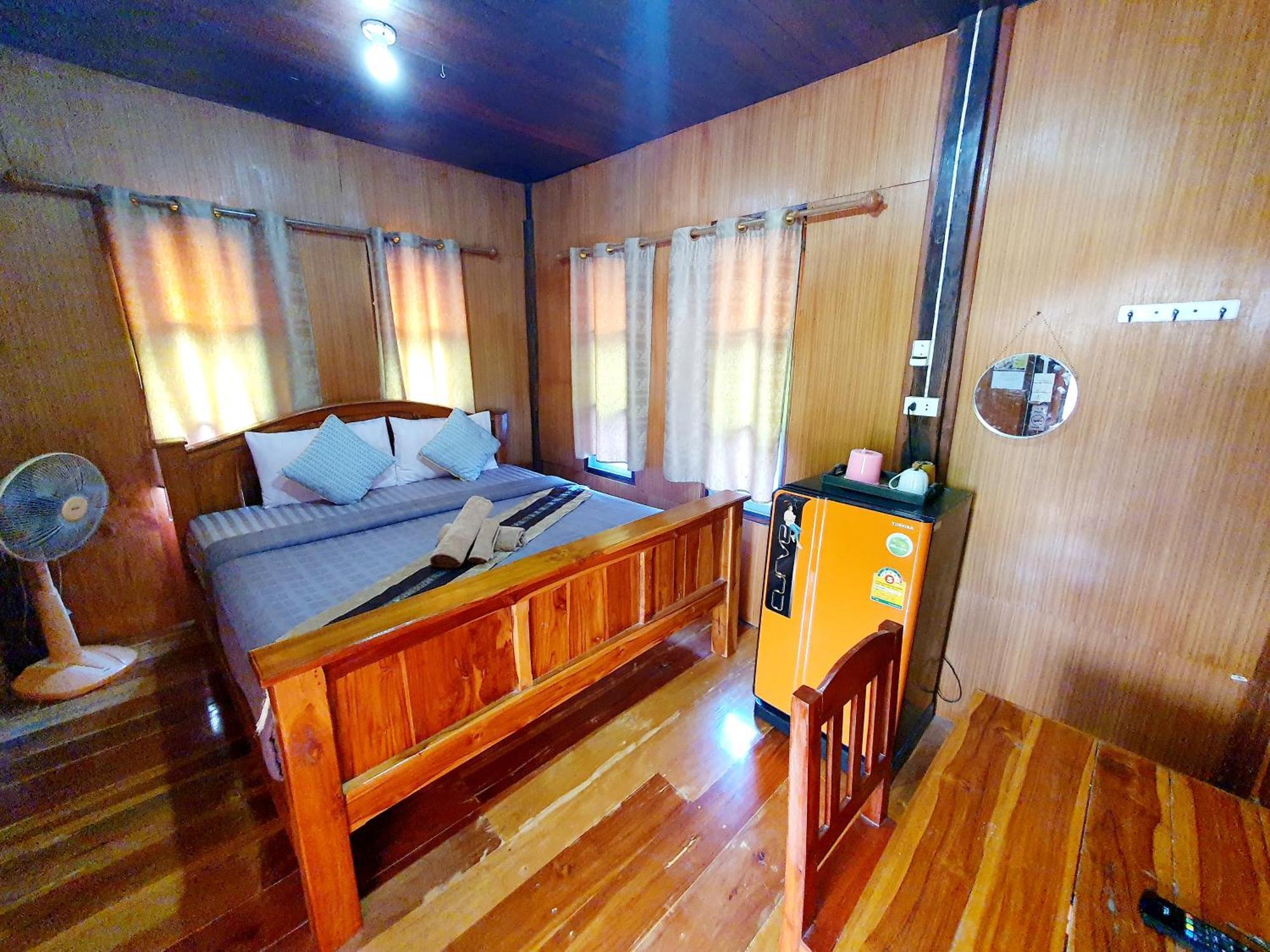 Ktt Resort And Motorbike & Bicycle For Rents Sukhothai Eksteriør billede